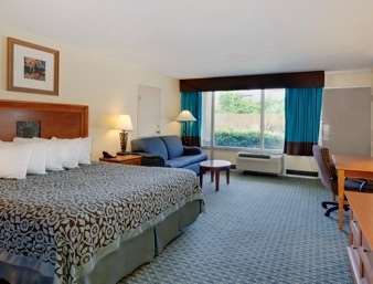 Motel Days By Wyndham Near Airport