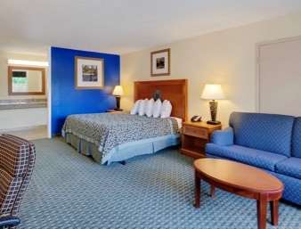 Days By Wyndham Near Airport Lafayette